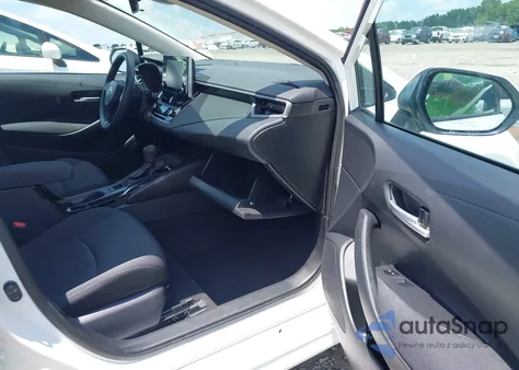 2021 Toyota Corolla Le z USA, uszkodzony, nr VIN 5YFEPMAE3MP267227